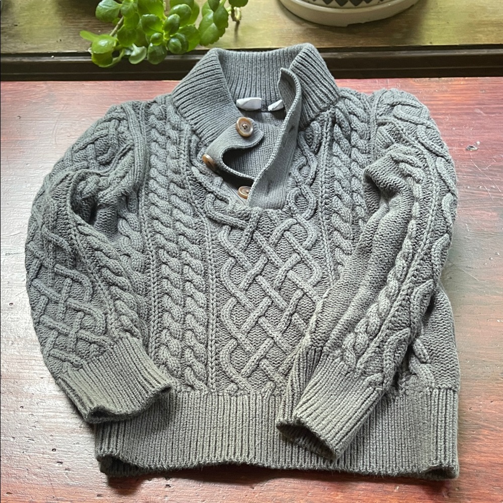 Xs 4-5 GAP Kids Charcoal Cable Knit Sweater